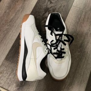 Nike ACG Wildwood ‘White Gum’ Size 4.5Y